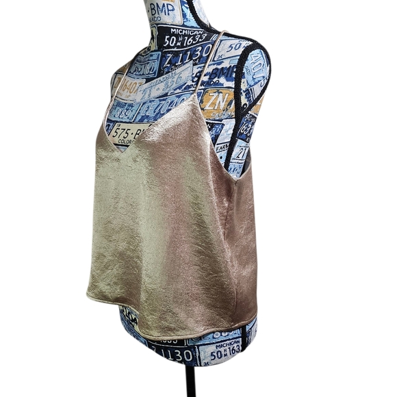 Forever 21 Contemporary Crop Gold Jacquard Top Medium - Picture 6 of 7